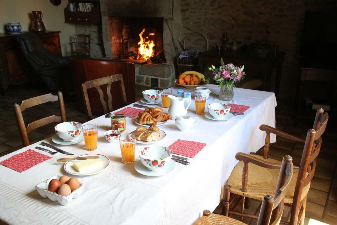 Chambre D'Hote Courtoux Saint-Denis-sur-Sarthon Esterno foto